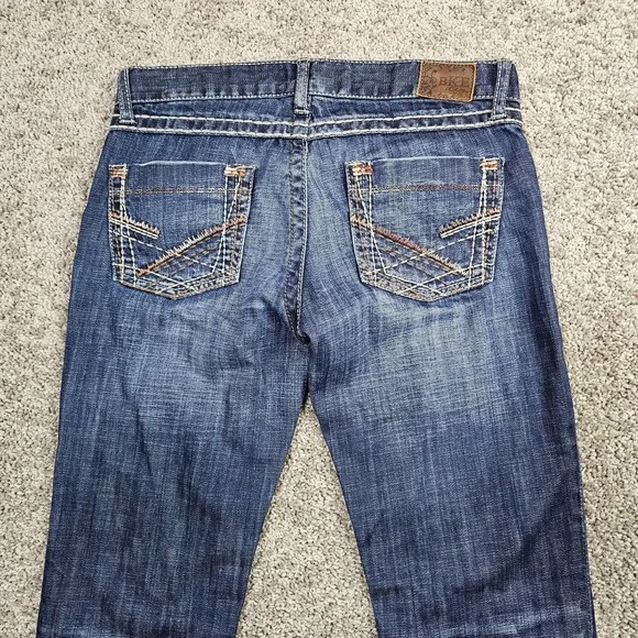 BKE Stella Jeans Womens 28 (31.5x33) Bootcut Low Rise Distressed Denim Faded - Picture 5 of 10